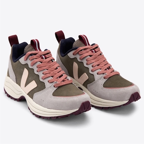 Veja Shoes - Veja Women's Venturi Sneakers